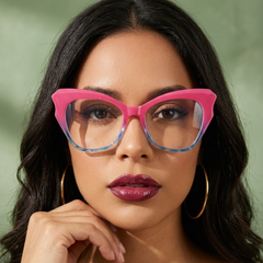 Mona eyewear on model